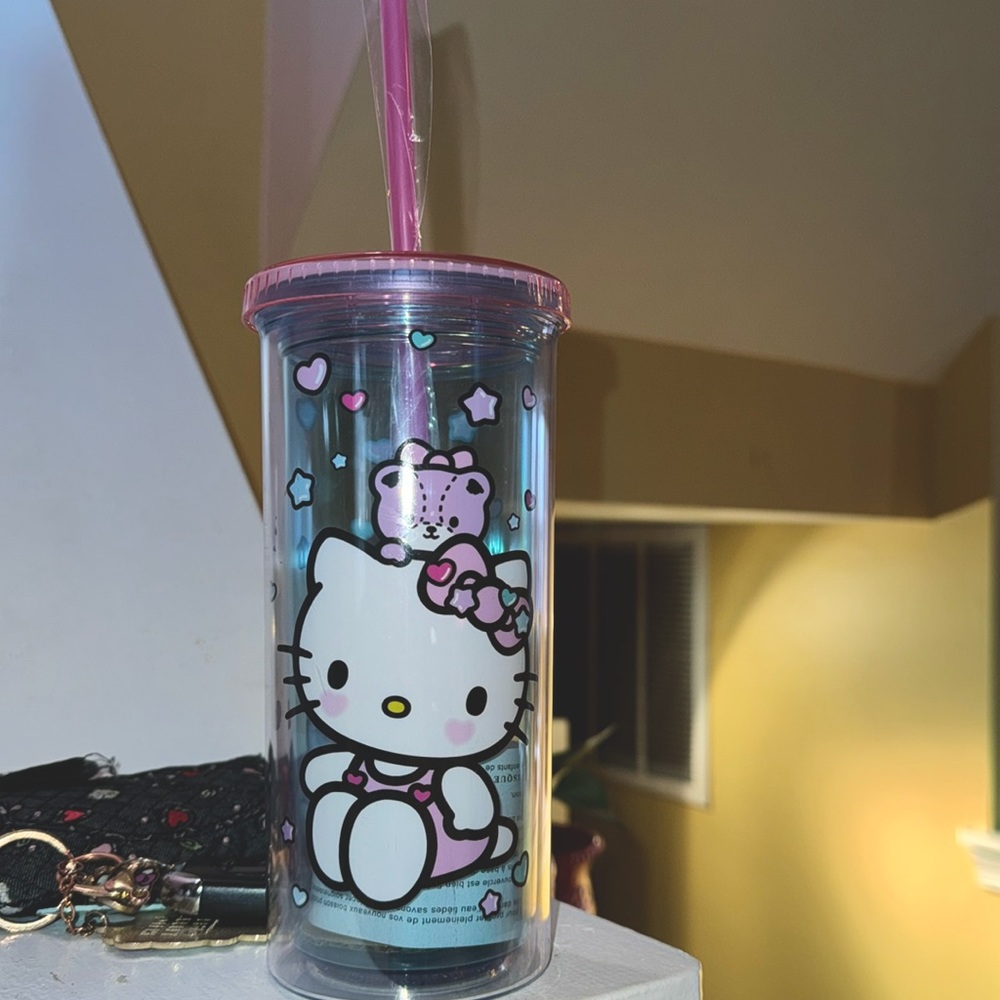 Hello Kitty Tumblr Cup